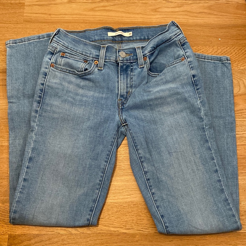 Levi’s boyfriend jeans size 24